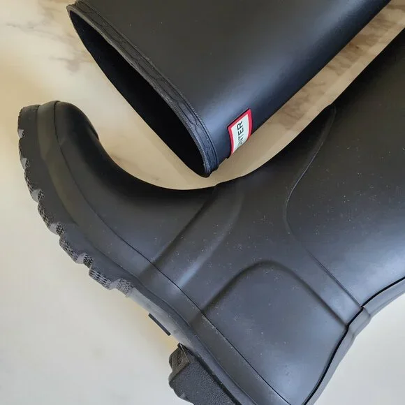 Hunter Women's Original Tall Rain Boots – Sustainable Style 🌧️🌱 - Picture 11 of 14